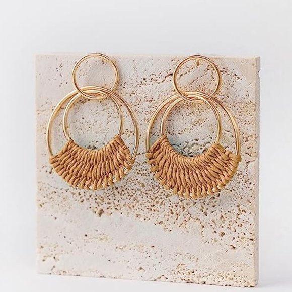 Tan Woven Raffia Gold Hoop Earrings Wicker Hoops Links Post Summer Rattan Style - Picture 6 of 7